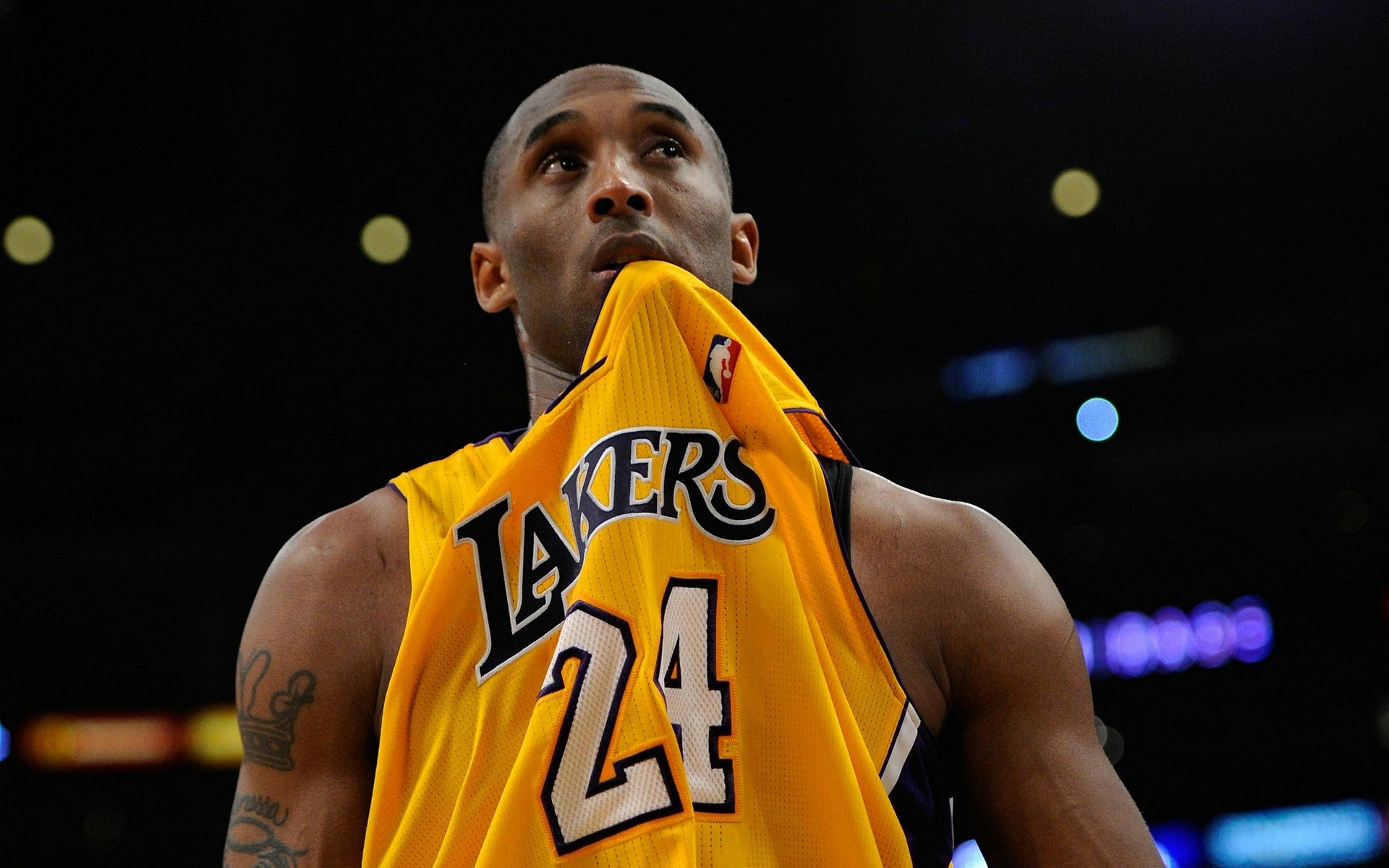 体育直击CBA：山东西王男篮大胜天津取得五连胜